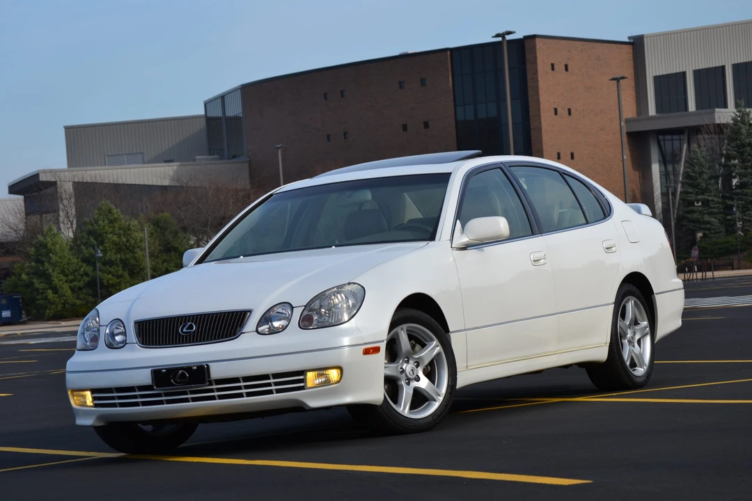 2000 Lexus GS 2nd Gen - Image 24 of 31