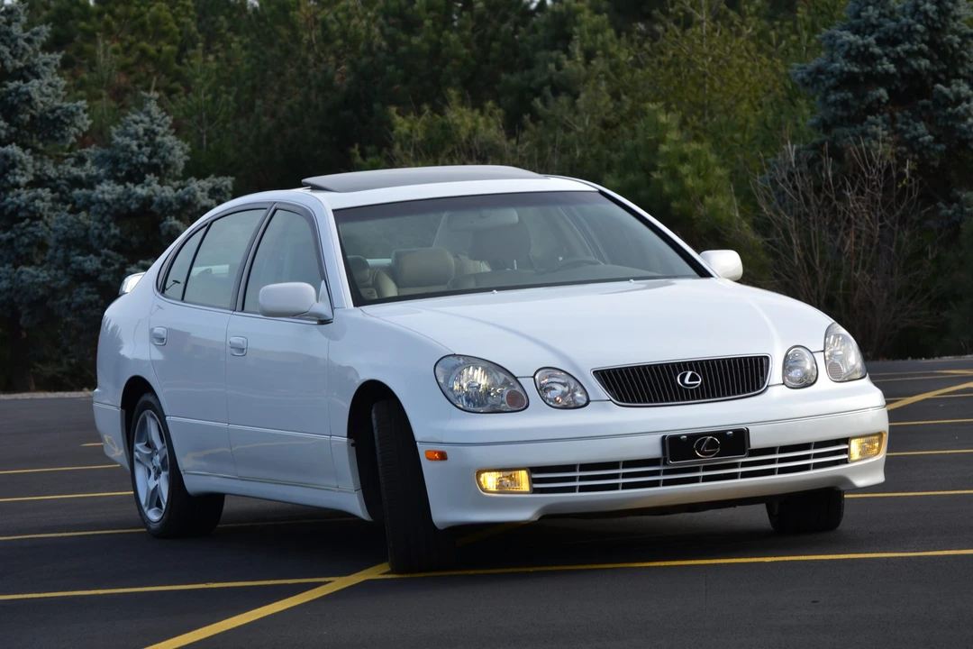 2000 Lexus GS 2nd Gen - Image 9 of 31