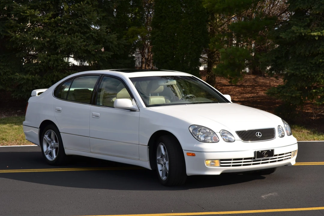 2000 Lexus GS 2nd Gen - Image 5 of 31