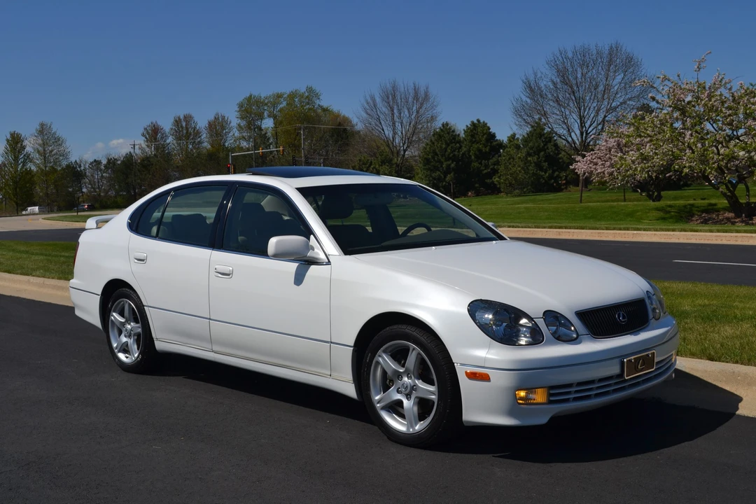 2000 Lexus GS 2nd Gen - Image 8 of 31