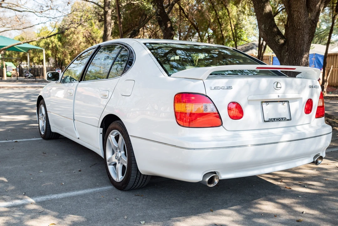 2000 Lexus GS 2nd Gen - Image 15 of 31
