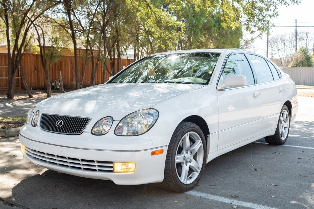 2000 Lexus GS 2nd Gen - Image 14 of 31