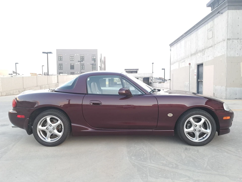 2000 Mazda NB MX-5 Miata - Image 8 of 31