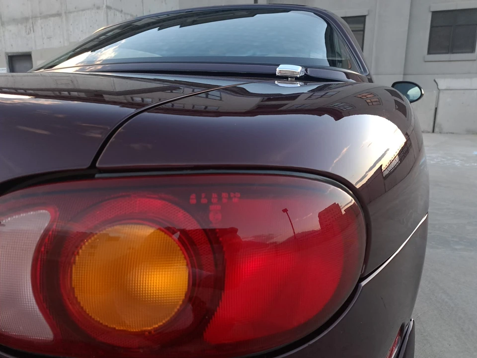 2000 Mazda NB MX-5 Miata - Image 21 of 31