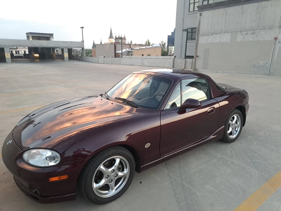 2000 Mazda NB MX-5 Miata - Image 2 of 31