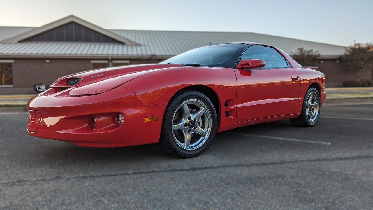 2000 Pontiac Firebird Trans Am 4th Gen - Image 4 of 31