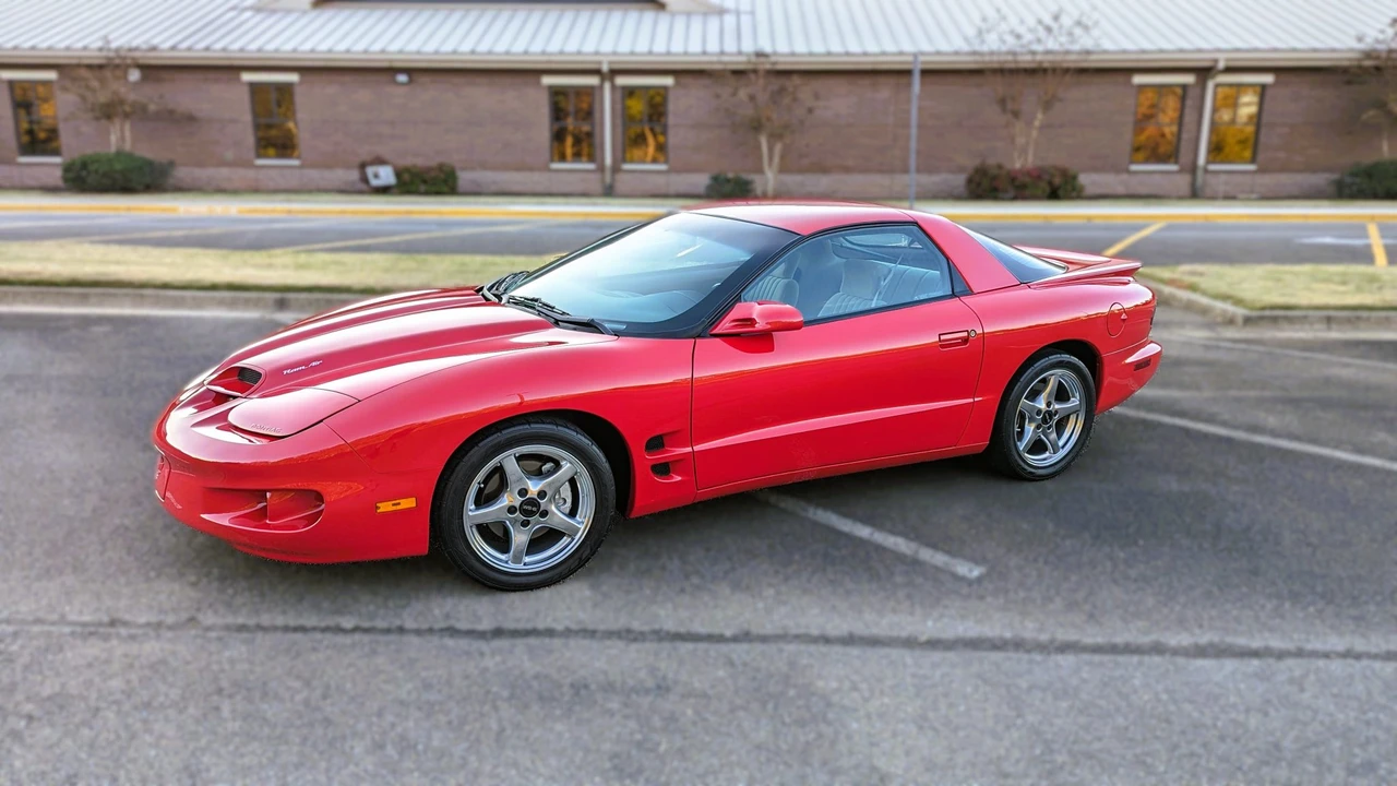 2000 Pontiac Firebird Trans Am 4th Gen - Image 5 of 31