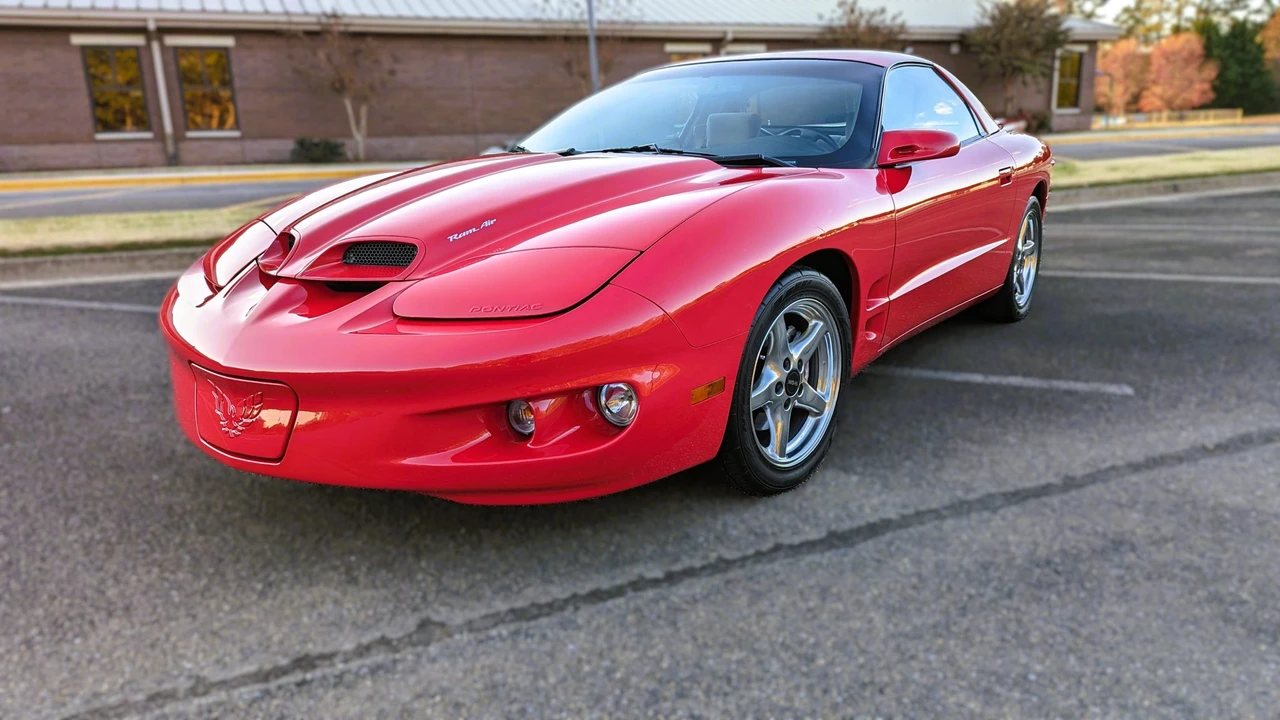 2000 Pontiac Firebird Trans Am 4th Gen - Image 3 of 31