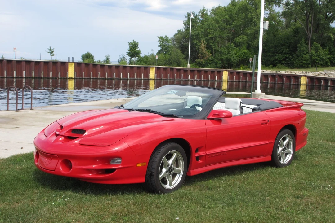 2000 Pontiac Firebird Trans Am 4th Gen - Image 2 of 31