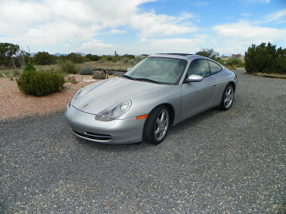 2000 Porsche 996 Carrera - Image 2 of 31