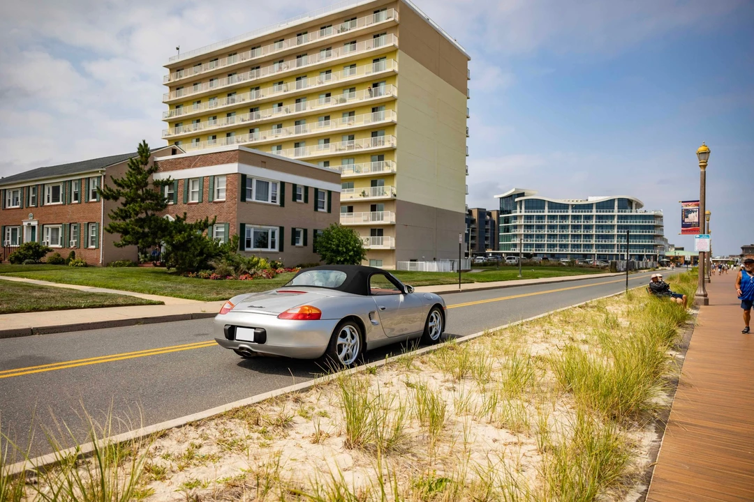 2000 Porsche 986 Boxster - Image 12 of 31