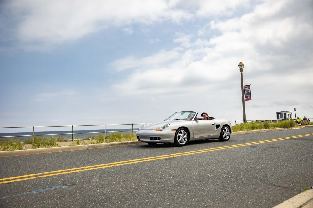 2000 Porsche 986 Boxster - Image 2 of 31