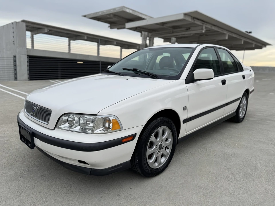 2000 Volvo S40 1st Gen - Image 26 of 31