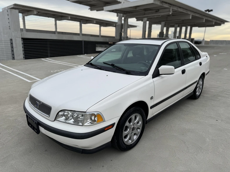 2000 Volvo S40 1st Gen - Image 27 of 31