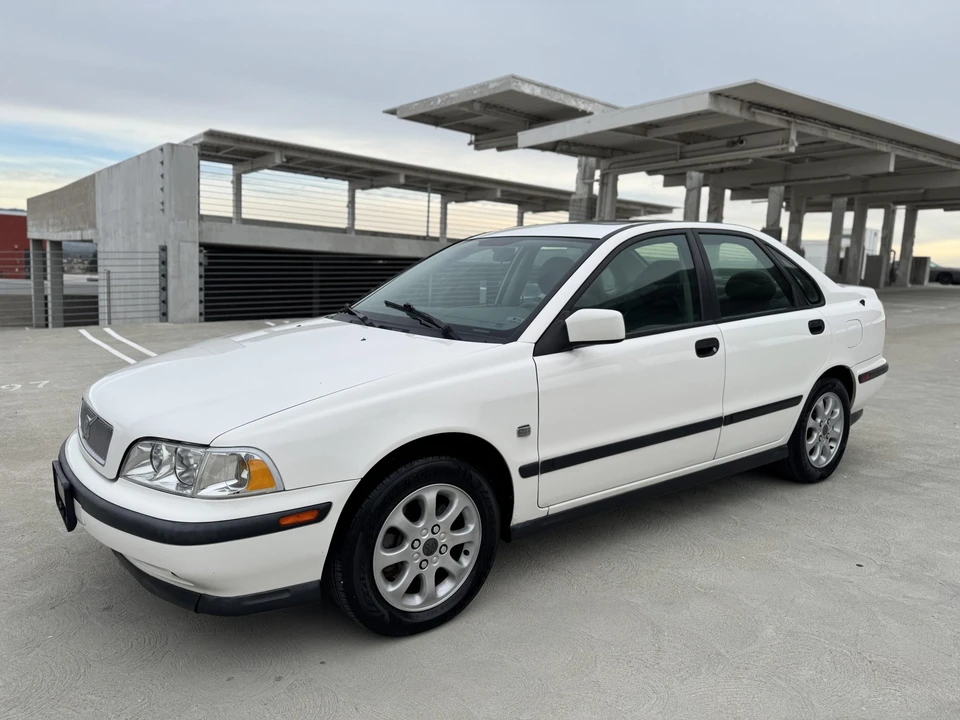 2000 Volvo S40 1st Gen - Image 28 of 31