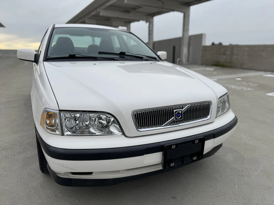 2000 Volvo S40 1st Gen - Image 11 of 31