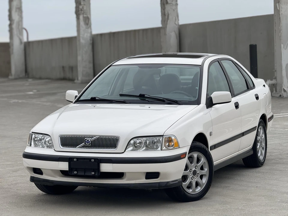 2000 Volvo S40 1st Gen - Image 21 of 31