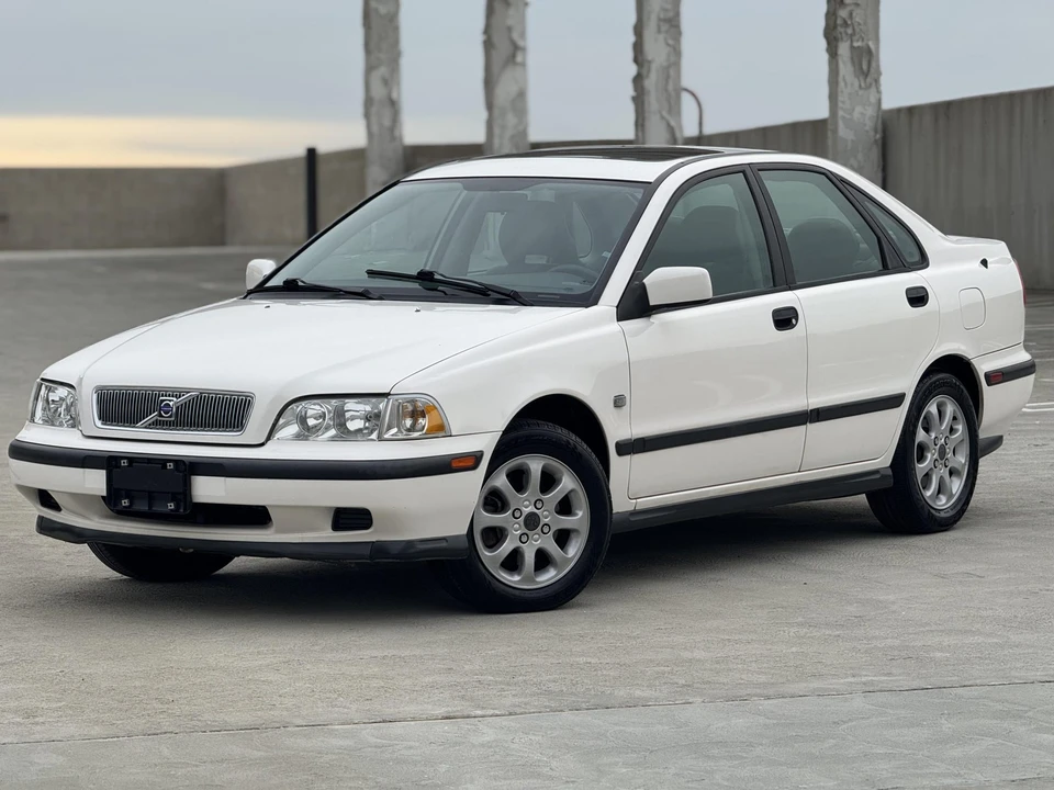 2000 Volvo S40 1st Gen - Image 23 of 31