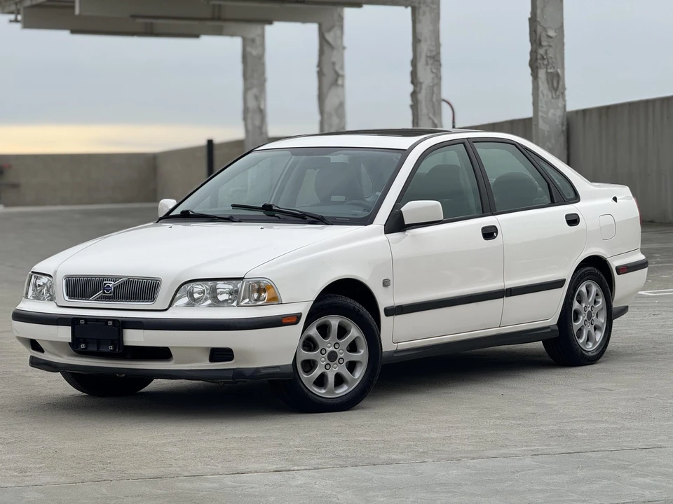 2000 Volvo S40 1st Gen - Image 24 of 31