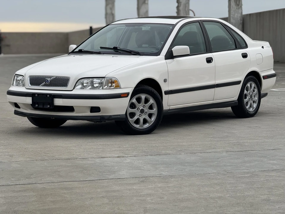 2000 Volvo S40 1st Gen - Image 25 of 31
