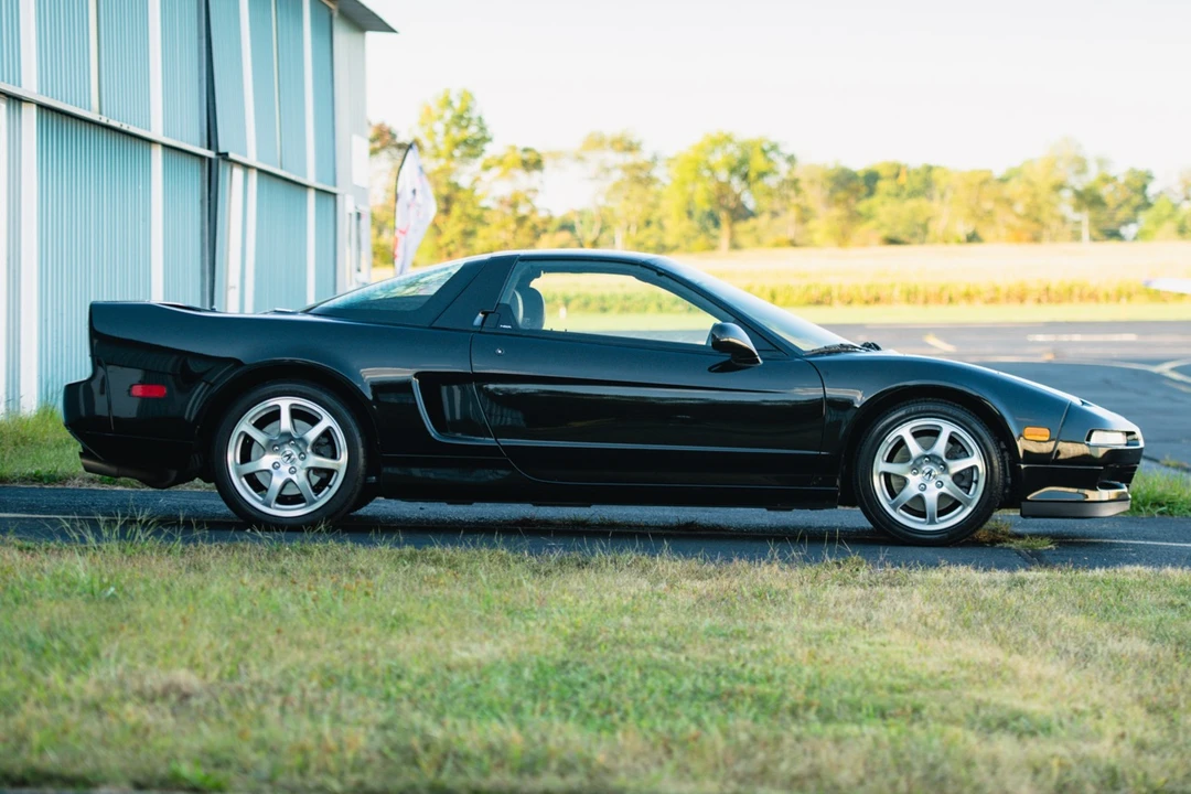 2001 Acura NA2 NSX - Image 27 of 31