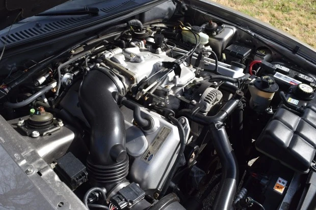 2001 Ford SN95 Mustang Cobra - Image 6 of 8
