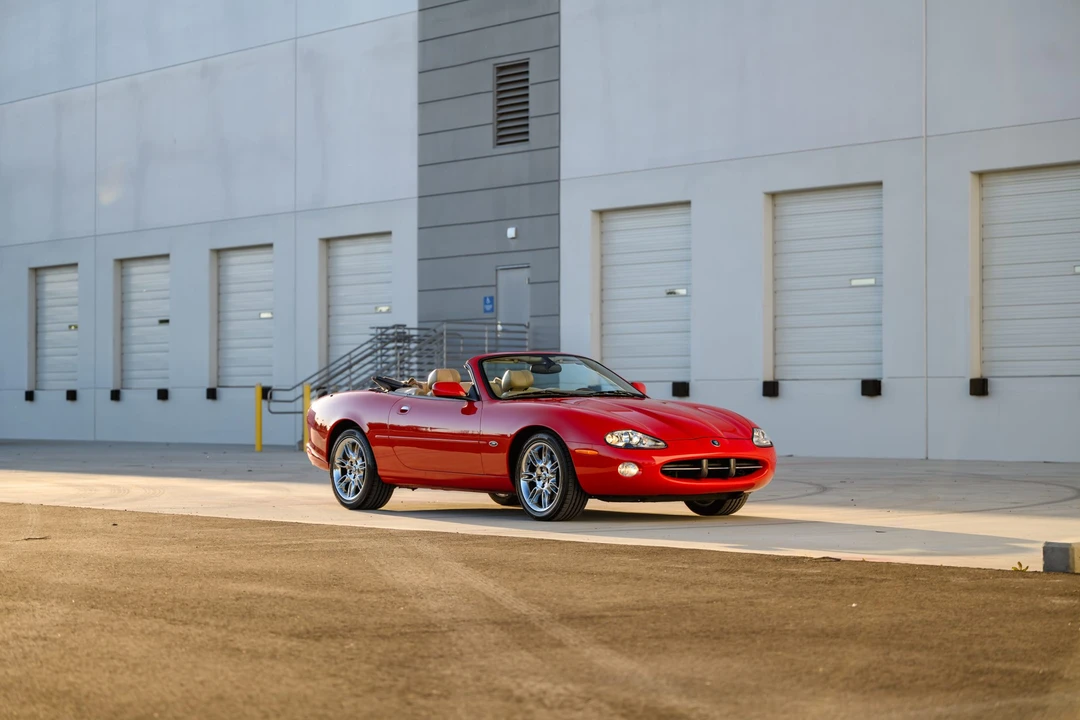 2001 Jaguar X100 XK8 - Image 9 of 31