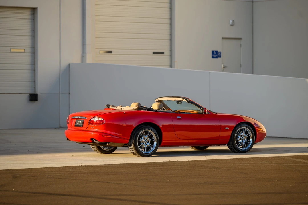 2001 Jaguar X100 XK8 - Image 25 of 31