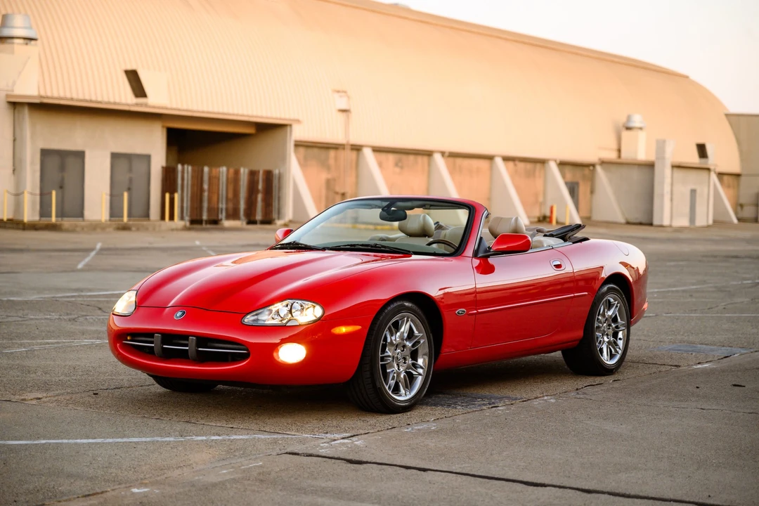 2001 Jaguar X100 XK8 - Image 4 of 31