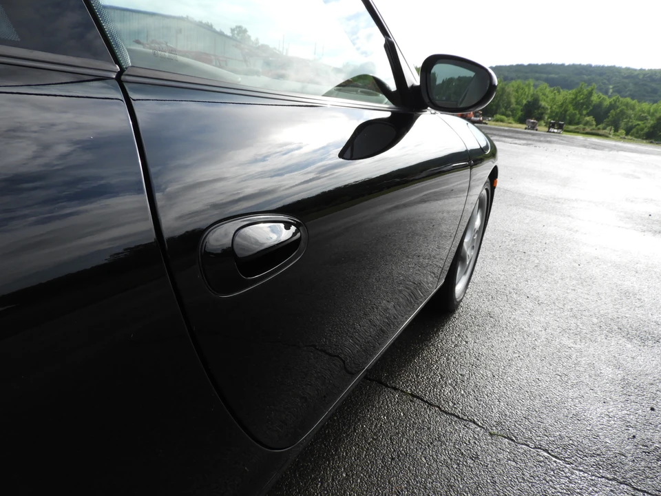 2001 Porsche 996 Carrera - Image 25 of 31