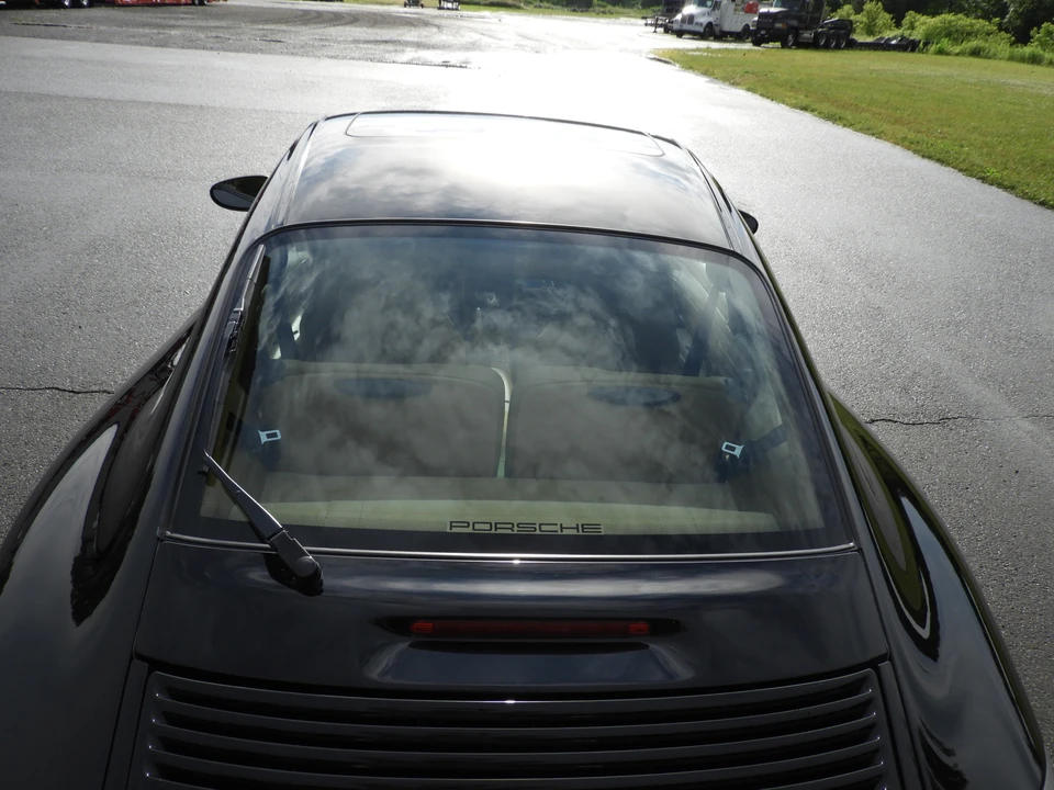 2001 Porsche 996 Carrera - Image 22 of 31