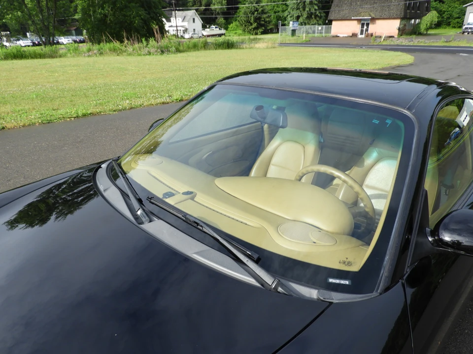 2001 Porsche 996 Carrera - Image 15 of 31