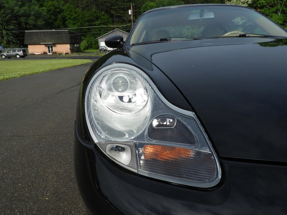 2001 Porsche 996 Carrera - Image 12 of 31