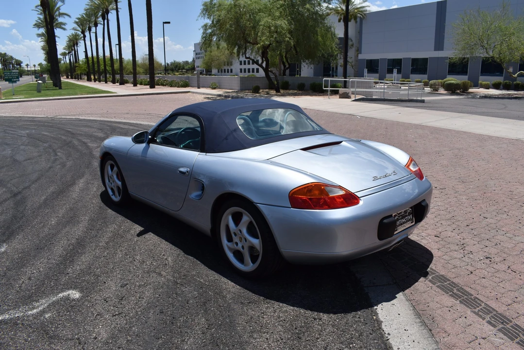 2001 Porsche 986 Boxster S - Image 17 of 31