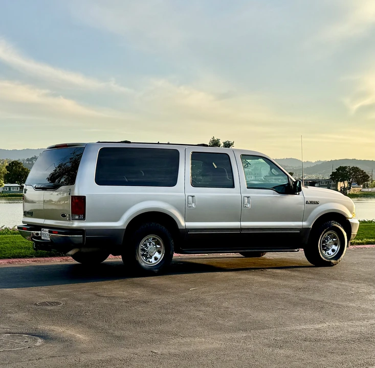 2002 Ford Excursion - Image 20 of 31