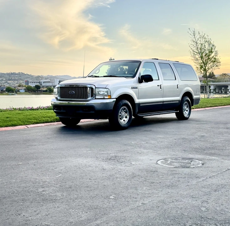 2002 Ford Excursion - Image 4 of 31