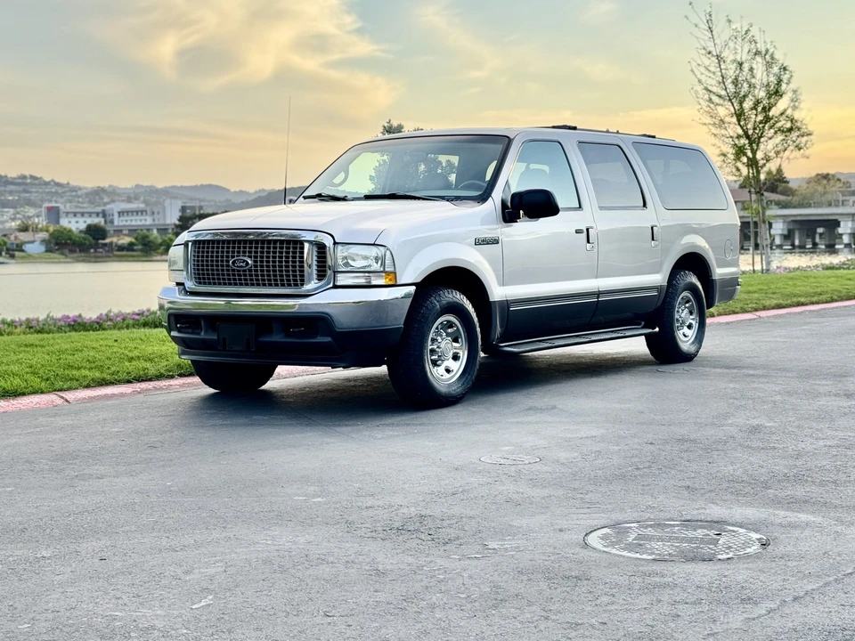 2002 Ford Excursion - Image 5 of 31