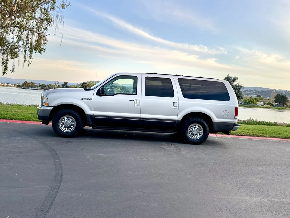 2002 Ford Excursion - Image 26 of 31