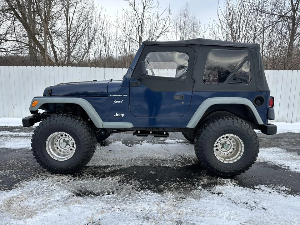 2002 Jeep TJ Wrangler - Image 10 of 31