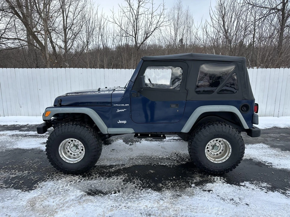 2002 Jeep TJ Wrangler - Image 9 of 31