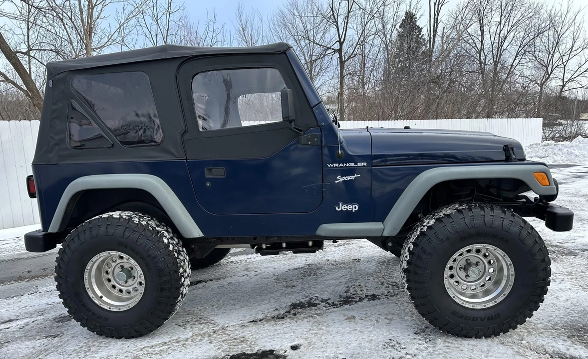 2002 Jeep TJ Wrangler - Image 24 of 31
