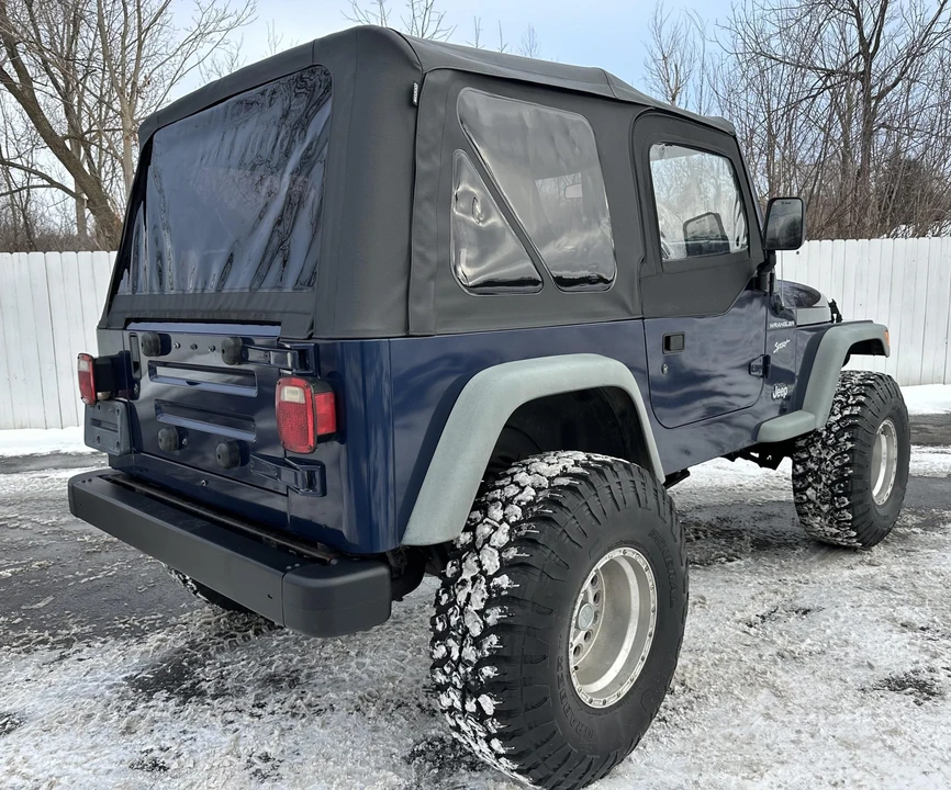 2002 Jeep TJ Wrangler - Image 22 of 31