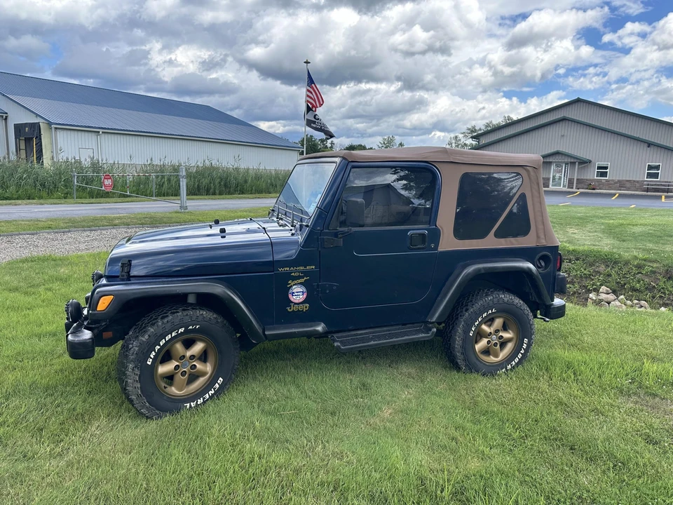 2002 Jeep TJ Wrangler - Image 22 of 31