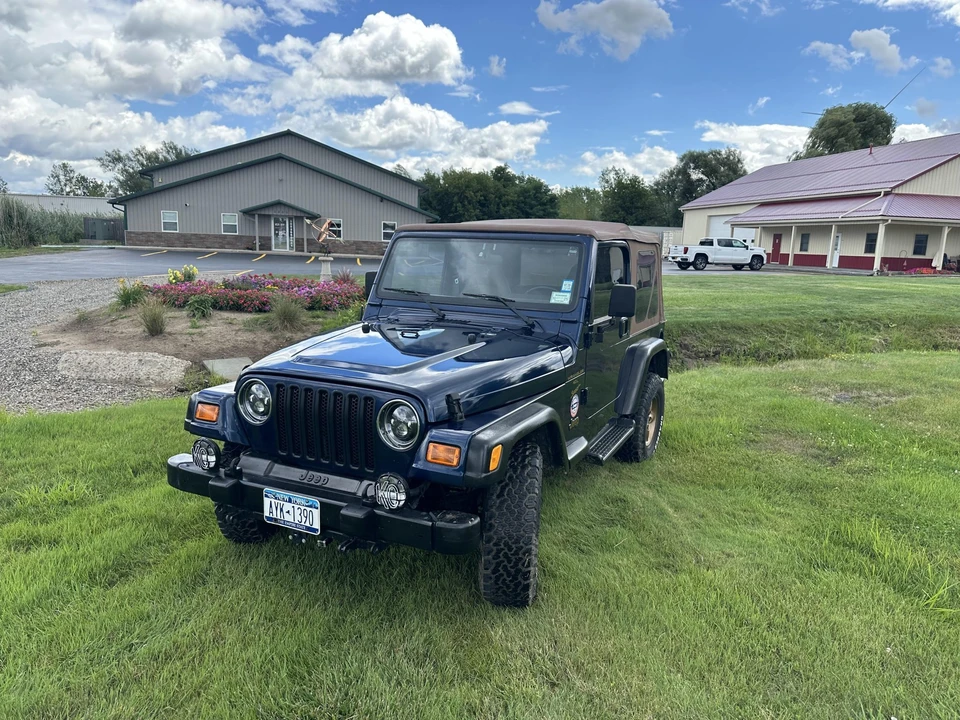 2002 Jeep TJ Wrangler - Image 6 of 31