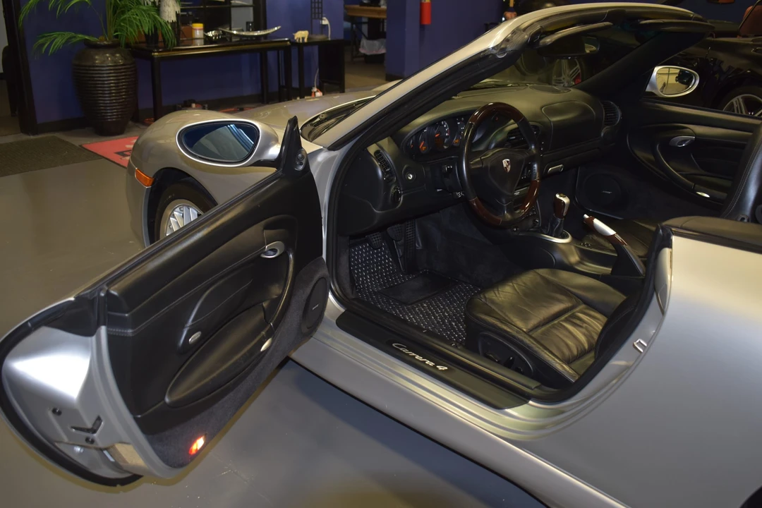 2002 Porsche 996 Carrera 4S - Image 26 of 31