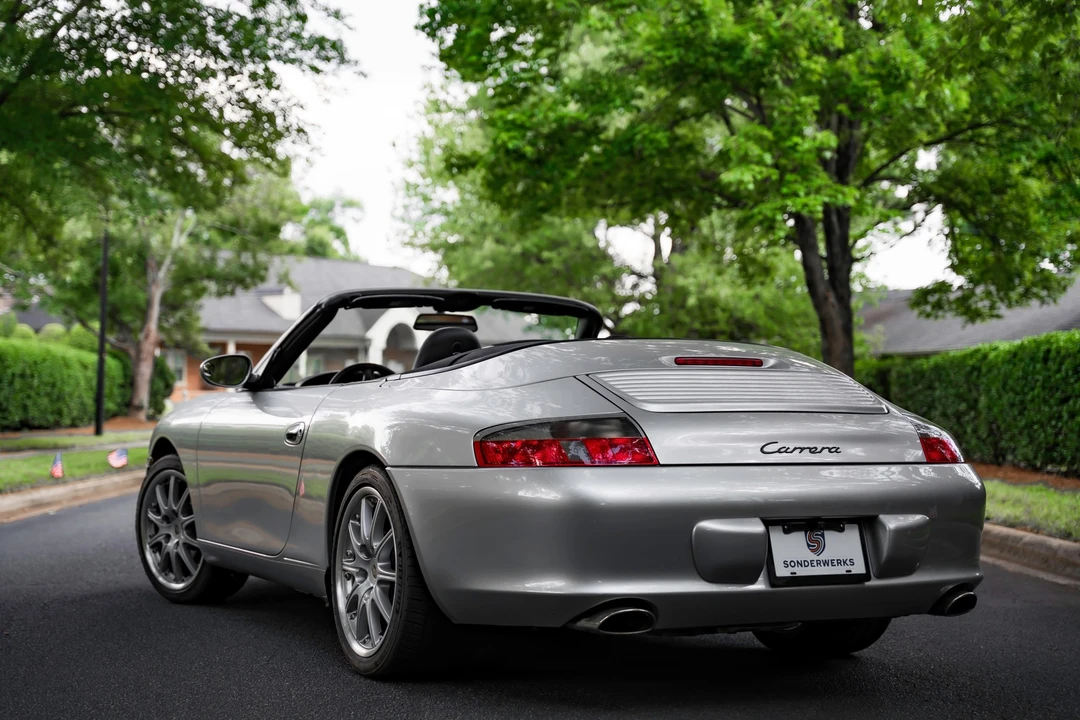 2002 Porsche 996 Carrera - Image 10 of 31