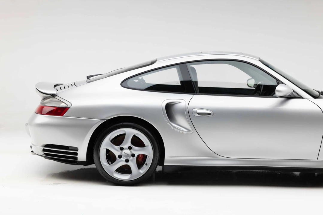2002 Porsche 996 Turbo - Image 27 of 31