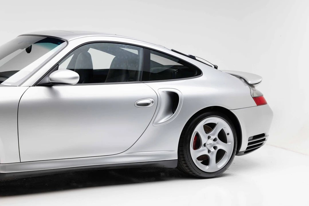 2002 Porsche 996 Turbo - Image 15 of 31