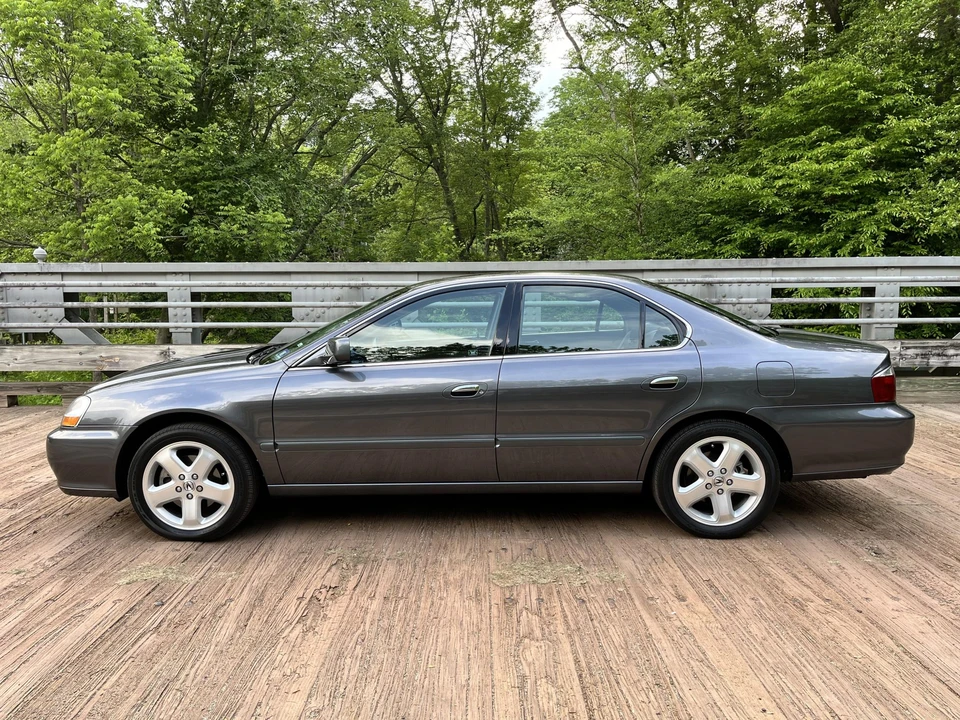 2003 Acura TL 2nd Gen - Image 25 of 31