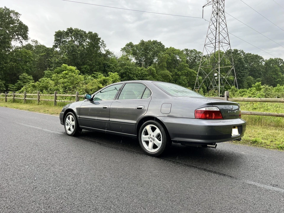 2003 Acura TL 2nd Gen - Image 23 of 31